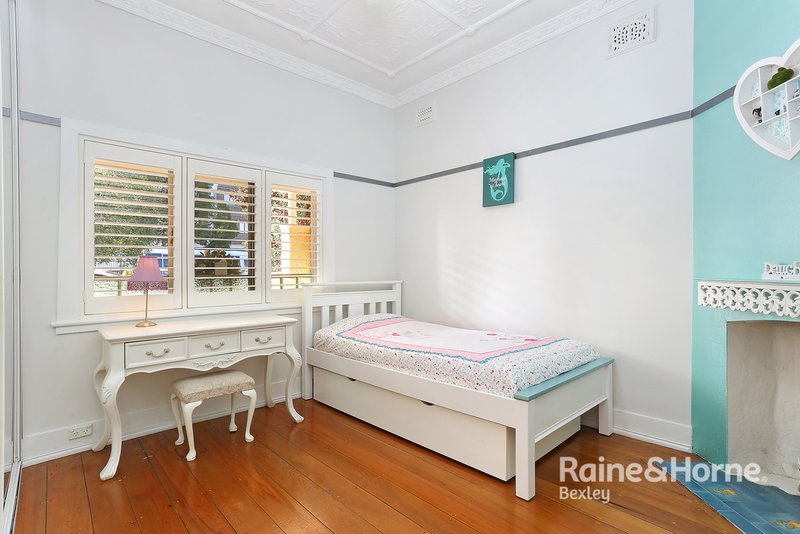 Photo - 19 Bayview Street, Bexley NSW 2207 - Image 5