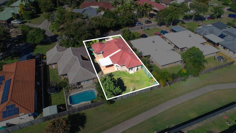 Photo - 19 Beaverbrook Circuit, Sippy Downs QLD 4556 - Image 2