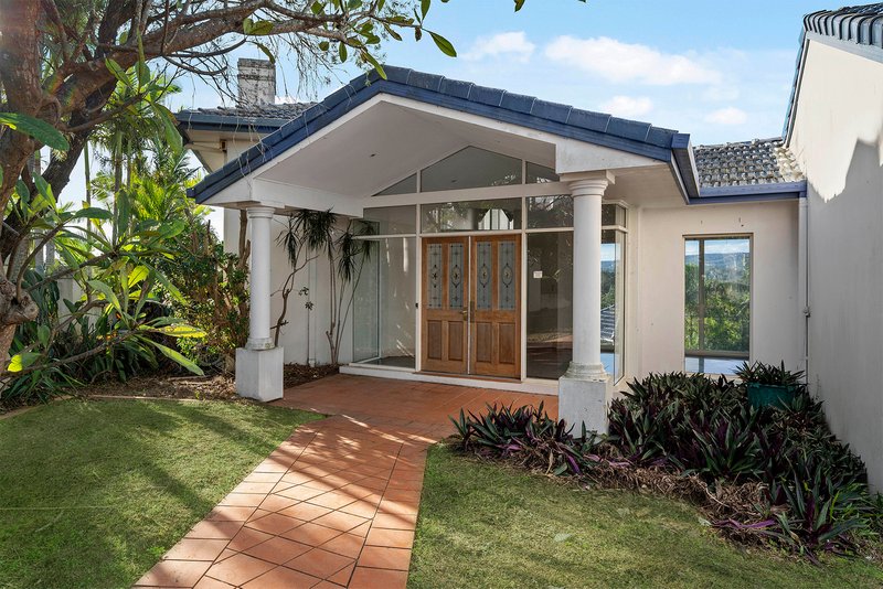 Photo - 19 Becker Place, Mount Ommaney QLD 4074 - Image 4