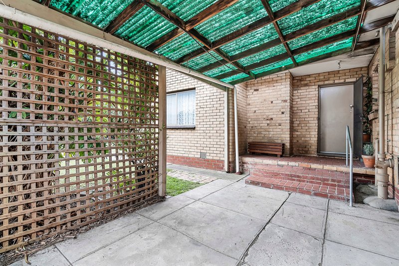 Photo - 19 Beddoe Avenue, Clayton VIC 3168 - Image 10