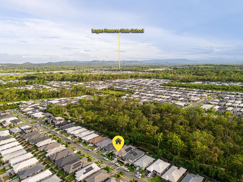 Photo - 19 Beetham Court, Logan Reserve QLD 4133 - Image 32