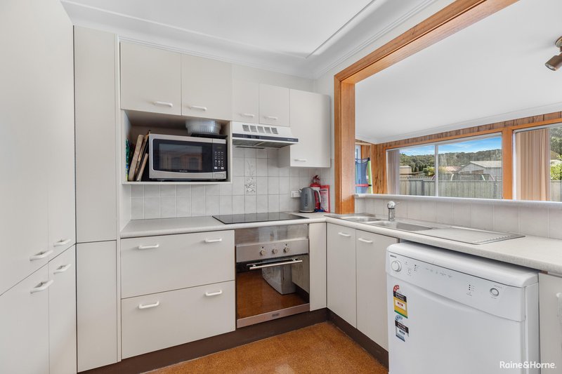 Photo - 19 Bell Street, Belmont North NSW 2280 - Image 5