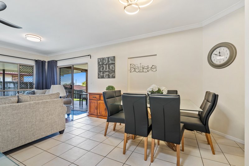 Photo - 19 Bella Vista Circuit, Edens Landing QLD 4207 - Image 9