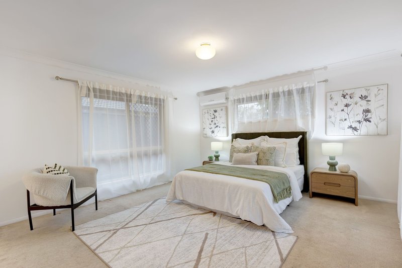 Photo - 19 Bellfield Crescent, Parkinson QLD 4115 - Image 11