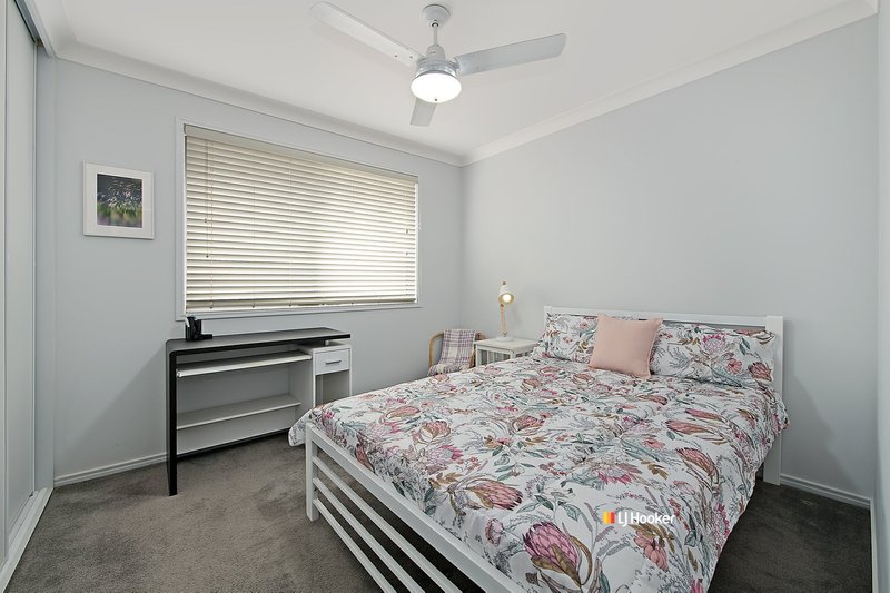 Photo - 19 Bellthorpe Circuit, Kallangur QLD 4503 - Image 11