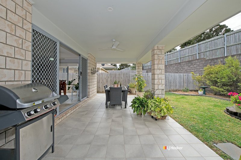 Photo - 19 Bellthorpe Circuit, Kallangur QLD 4503 - Image 14