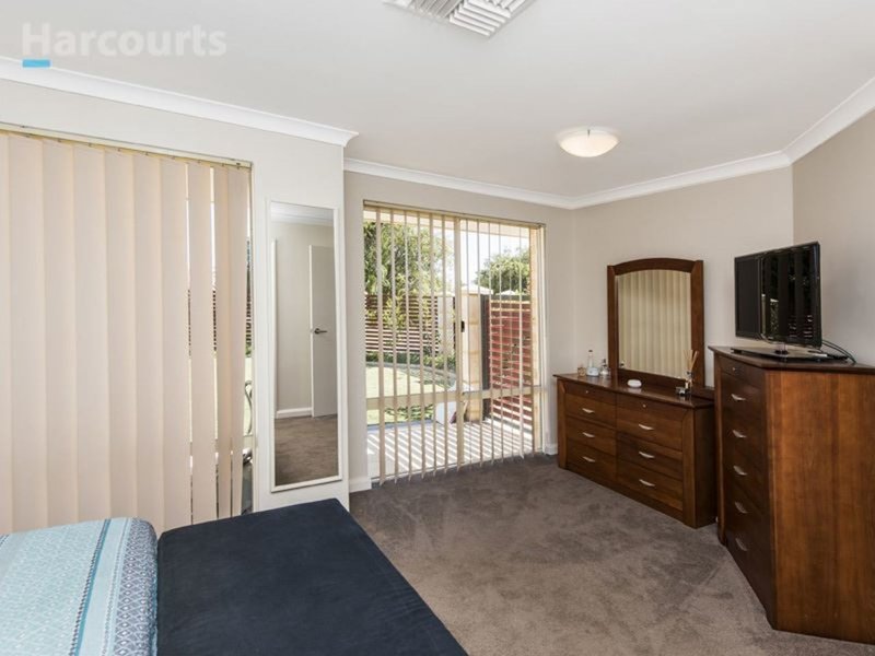 Photo - 19 Bembridge Loop, Hocking WA 6065 - Image 3