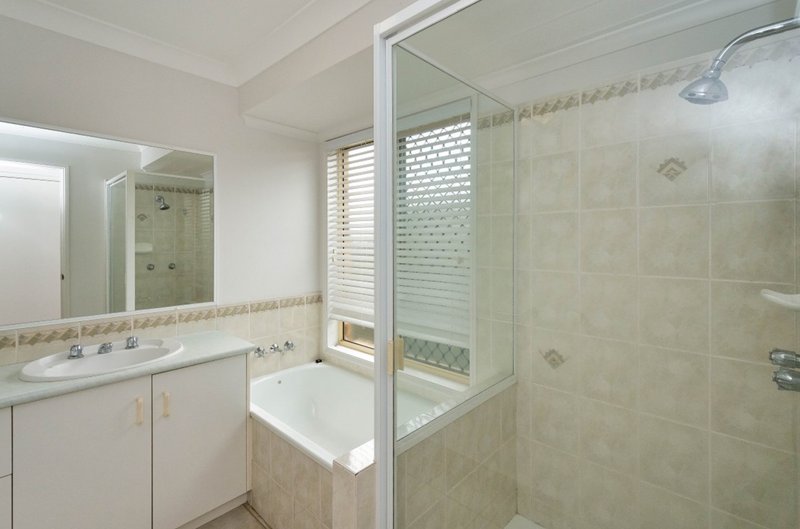 Photo - 19 Benjamin Court, Glen Eden QLD 4680 - Image 9