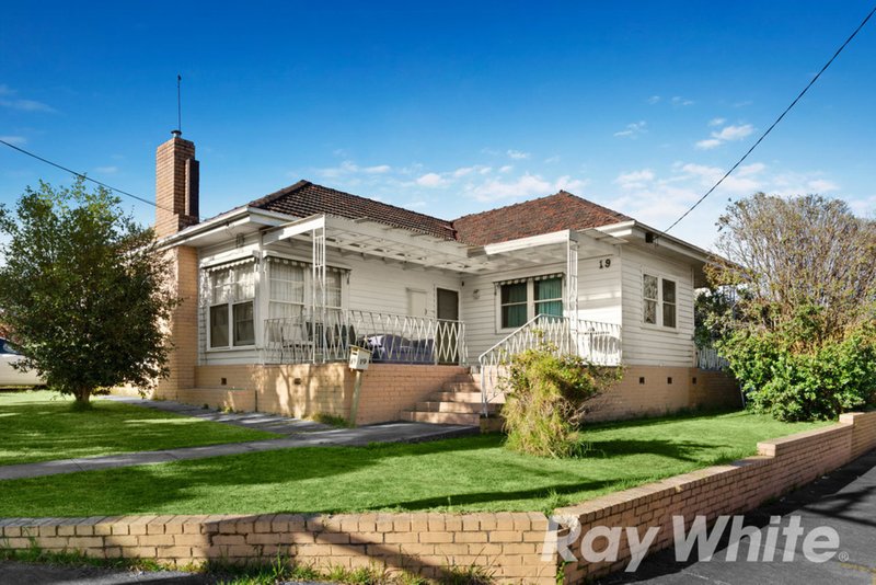 19 Bennett Street, Burwood VIC 3125