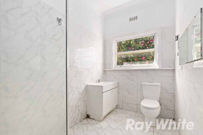 Photo - 19 Bennett Street, Burwood VIC 3125 - Image 10