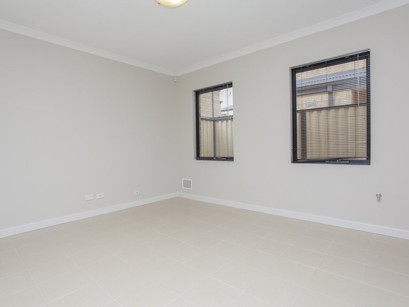 Photo - 19 Bent Street, Cannington WA 6107 - Image 7