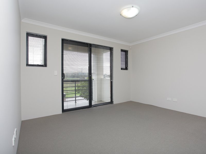 Photo - 19 Bent Street, Cannington WA 6107 - Image 12