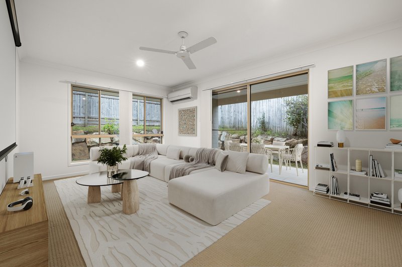Photo - 19 Berkeley Circuit, Bellbird Park QLD 4300 - Image 6