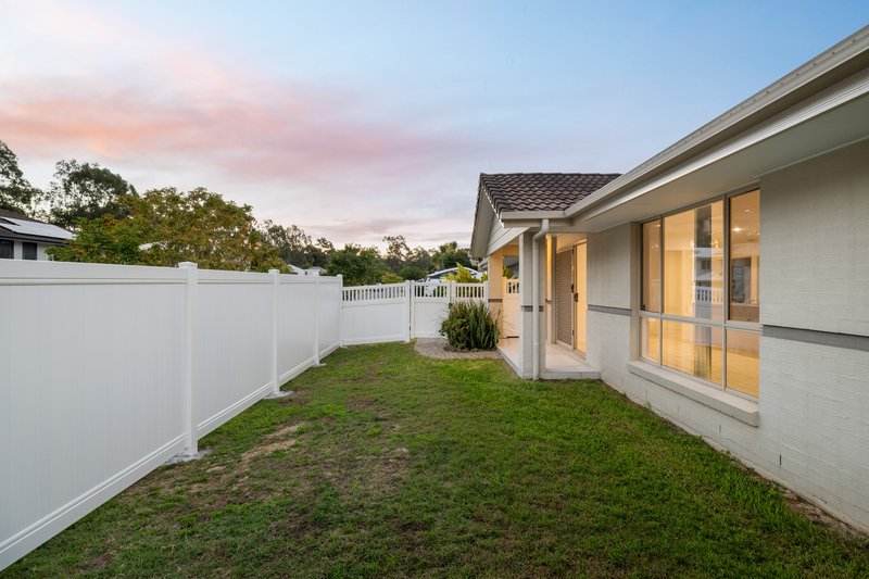 Photo - 19 Berkeley Circuit, Bellbird Park QLD 4300 - Image 13