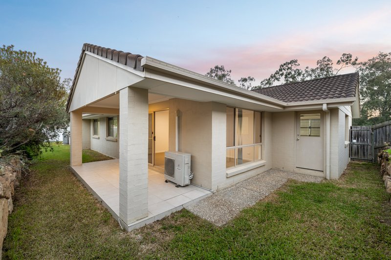Photo - 19 Berkeley Circuit, Bellbird Park QLD 4300 - Image 16