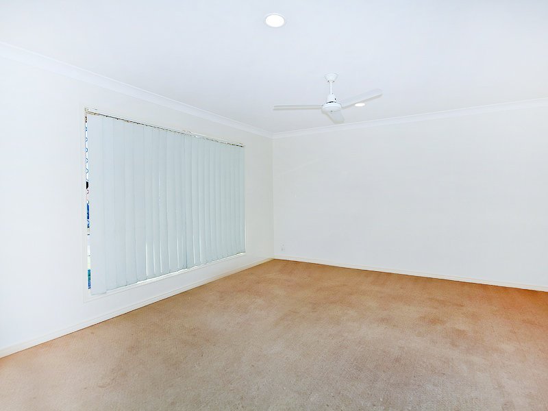 Photo - 19 Berrigan Street, Redbank Plains QLD 4301 - Image 3