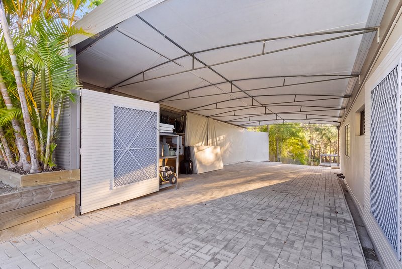 Photo - 19 Bertana Drive, Mudgeeraba QLD 4213 - Image 7