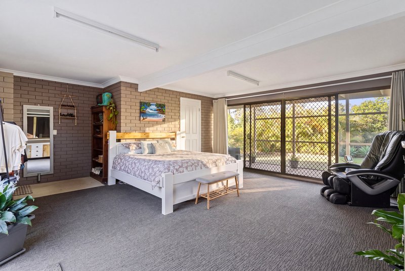 Photo - 19 Bertana Drive, Mudgeeraba QLD 4213 - Image 17
