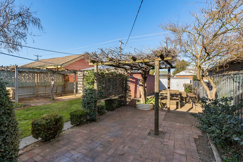 Photo - 19 Best Street, Wagga Wagga NSW 2650 - Image 4