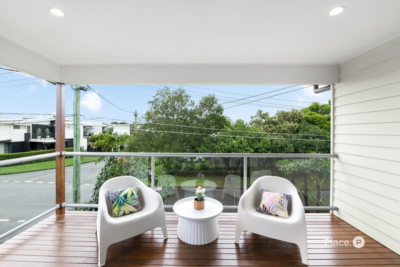 Photo - 19 Bevis Street, Bulimba QLD 4171 - Image 11