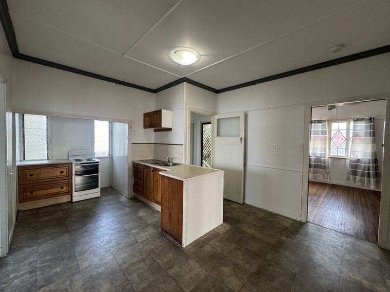 Photo - 19 Birch Street, Park Avenue QLD 4701 - Image 4