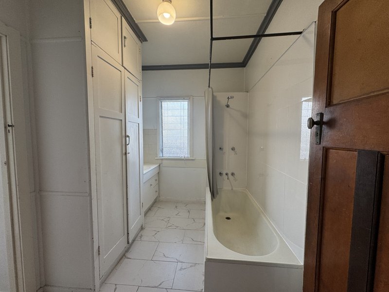Photo - 19 Birch Street, Park Avenue QLD 4701 - Image 5