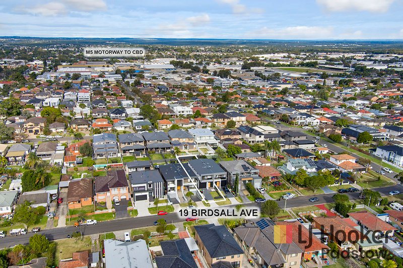 Photo - 19 Birdsall Avenue, Condell Park NSW 2200 - Image 10