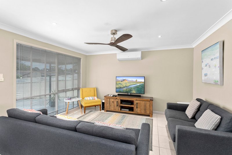 Photo - 19 Birra Drive, Oak Flats NSW 2529 - Image 3