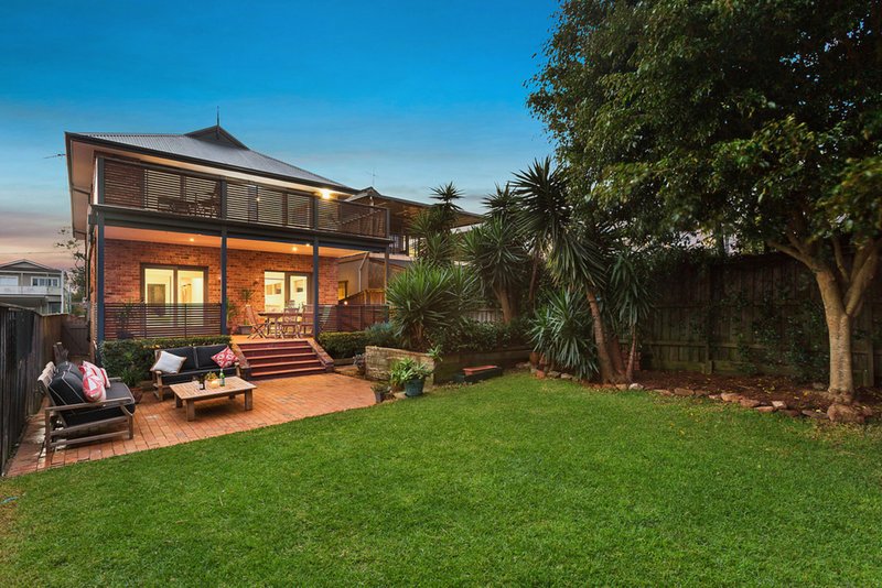 Photo - 19 Blackwood Road, North Curl Curl NSW 2099 - Image 2