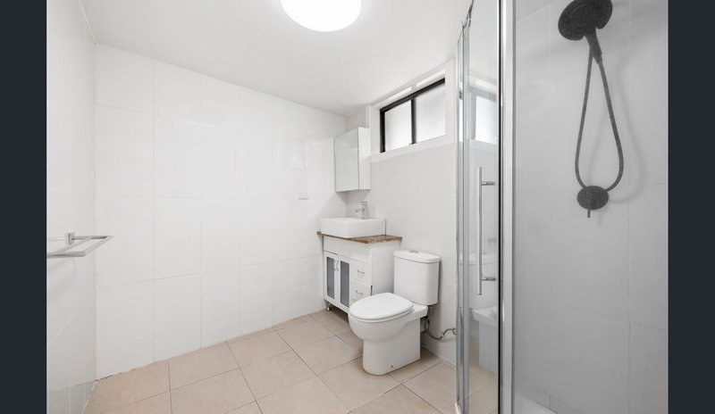 Photo - 19 Blamey Avenue, Mill Park VIC 3082 - Image 8