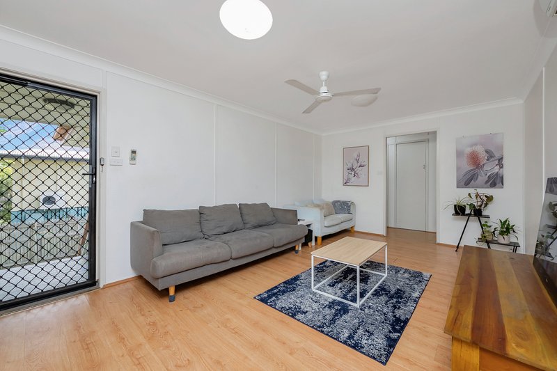 Photo - 19 Blaxland Crescent, Vincent QLD 4814 - Image 2