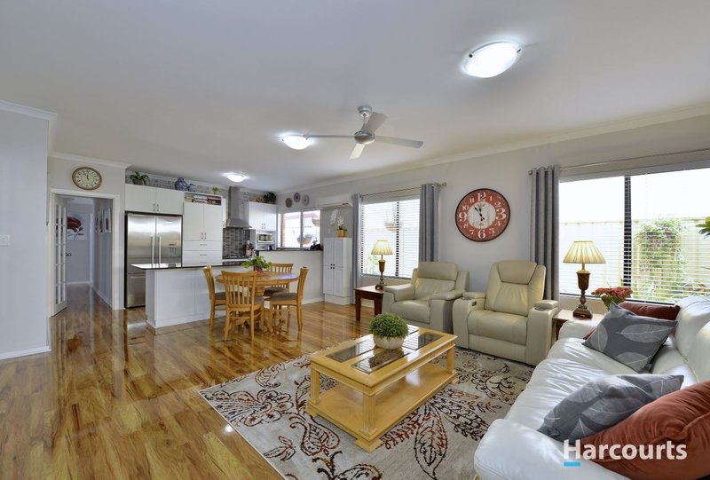 Photo - 1/9 Blossom Place, Coodanup WA 6210 - Image 11