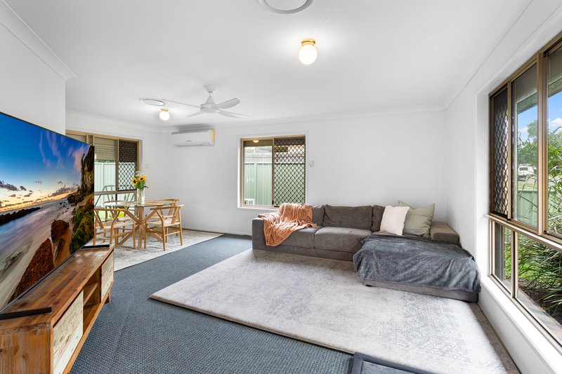 Photo - 19 Blue Mountain Crescent, Warner QLD 4500 - Image 3