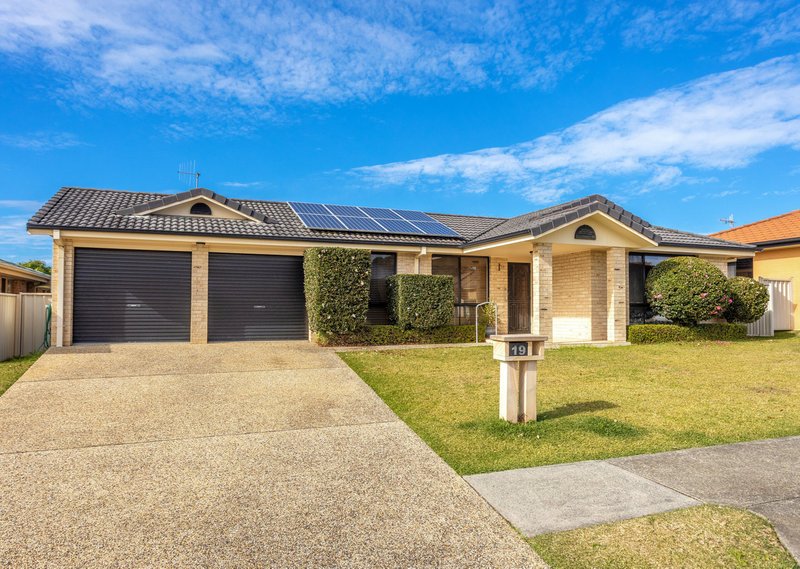 Photo - 19 Bluehaven Drive, Old Bar NSW 2430 - Image 1