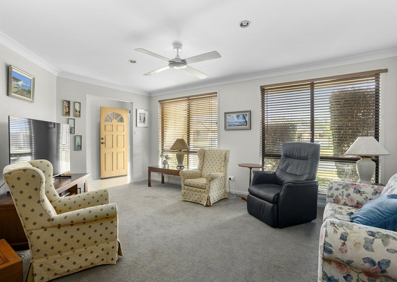 Photo - 19 Bluehaven Drive, Old Bar NSW 2430 - Image 3