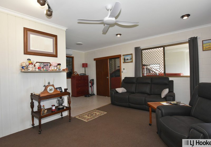 Photo - 19 Bona Avenue, Belvedere QLD 4860 - Image 4