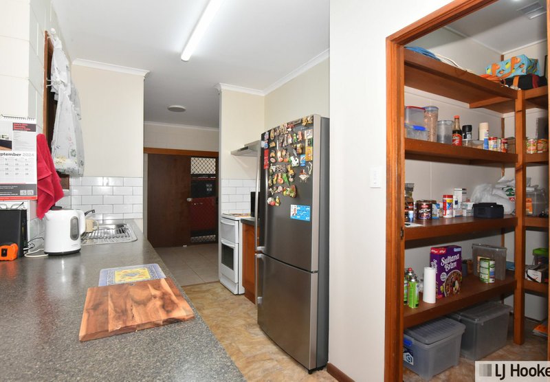 Photo - 19 Bona Avenue, Belvedere QLD 4860 - Image 17