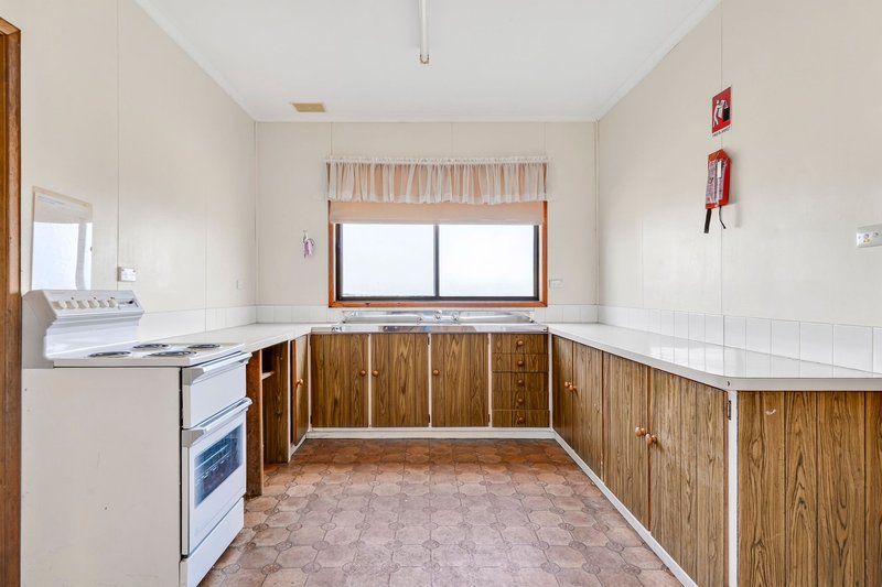 Photo - 19 Bond Street, Timboon VIC 3268 - Image 9