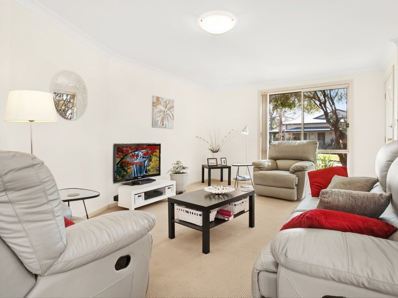 Photo - 1/9 Boomerang Street, Helensburgh NSW 2508 - Image 2