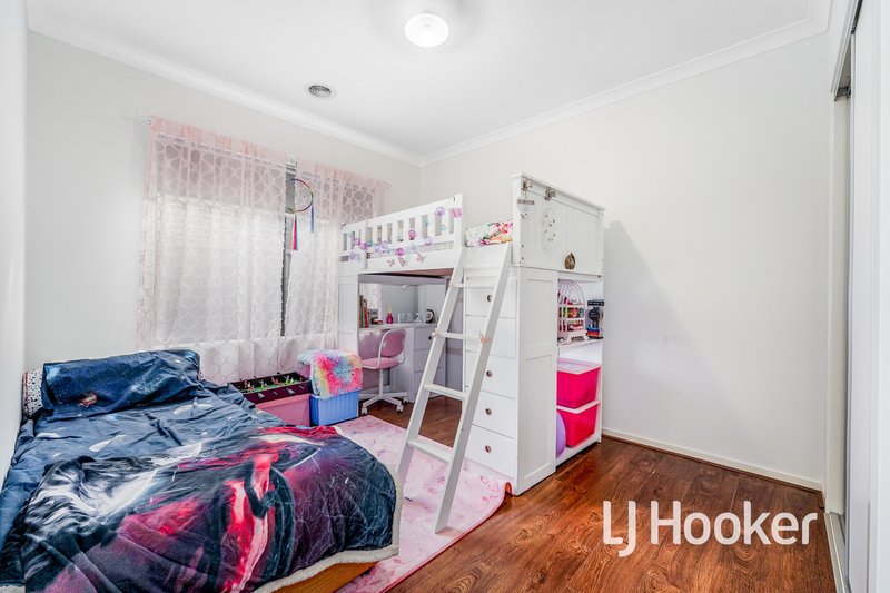 Photo - 19 Boonwurrung Street, Cranbourne East VIC 3977 - Image 12