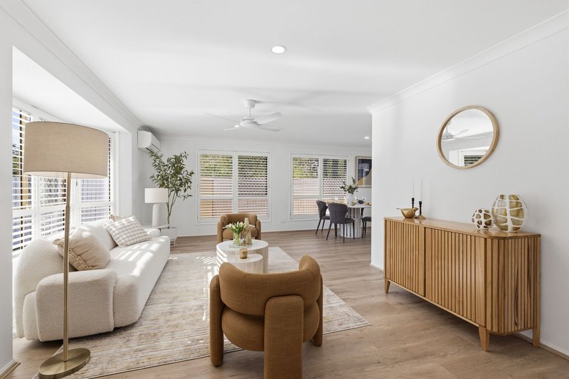Photo - 19 Borage Place, Calamvale QLD 4116 - Image 3