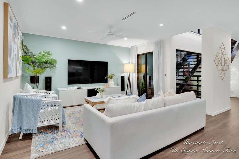 Photo - 19 Botanic Crescent, Brookwater QLD 4300 - Image 18
