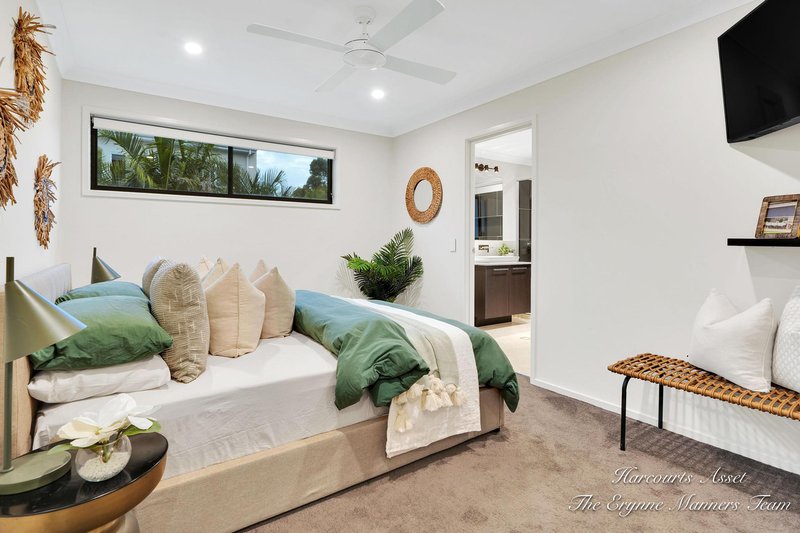 Photo - 19 Botanic Crescent, Brookwater QLD 4300 - Image 23