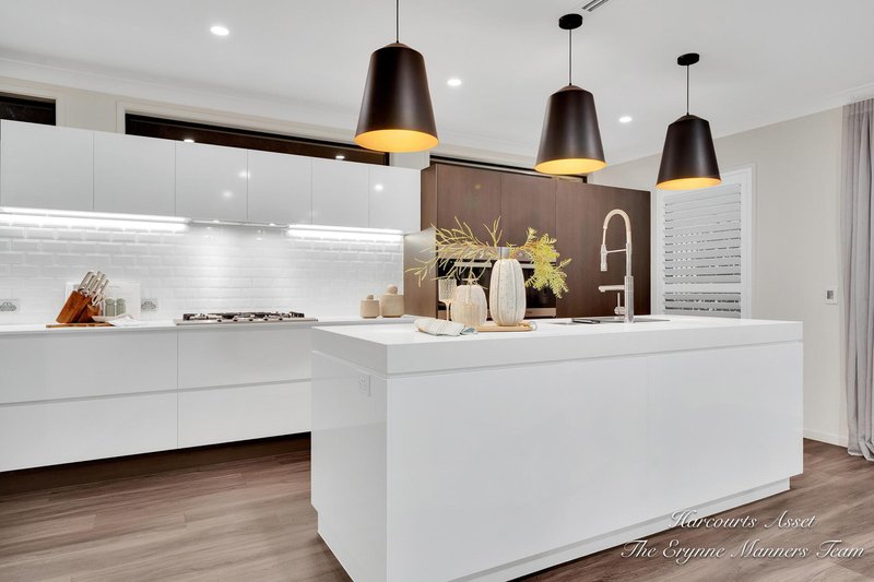 Photo - 19 Botanic Crescent, Brookwater QLD 4300 - Image 30