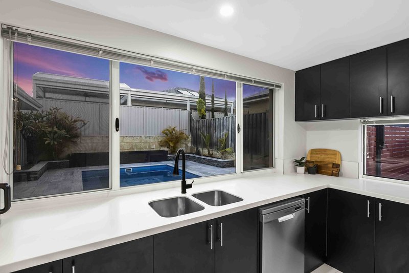 Photo - 19 Botany Parade, Ellenbrook WA 6069 - Image 17