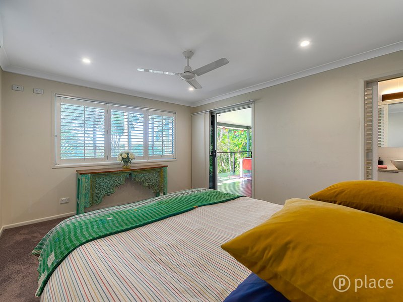 Photo - 19 Bourrelet Street, Tarragindi QLD 4121 - Image 11