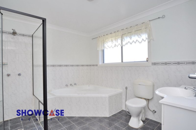 Photo - 19 Bradley Drive, Carlingford NSW 2118 - Image 4