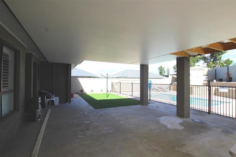 Photo - 19 Brady Place, Harrington Park NSW 2567 - Image 10