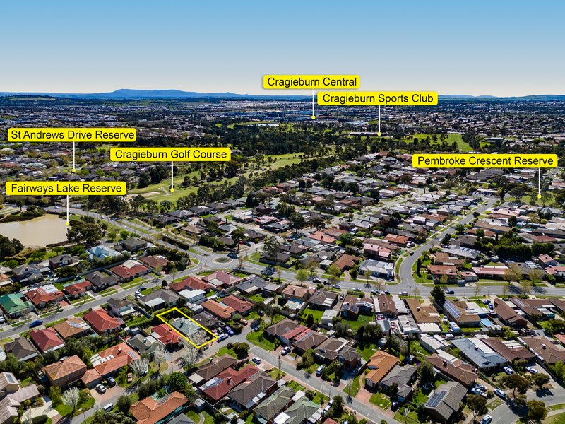 Photo - 19 Brayford Nook, Craigieburn VIC 3064 - Image 17