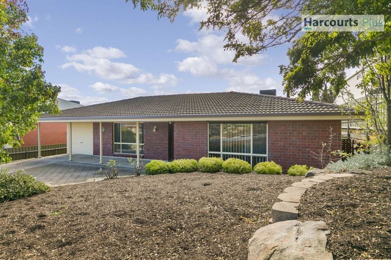 Photo - 19 Brett Crescent, Hallett Cove SA 5158 - Image 18